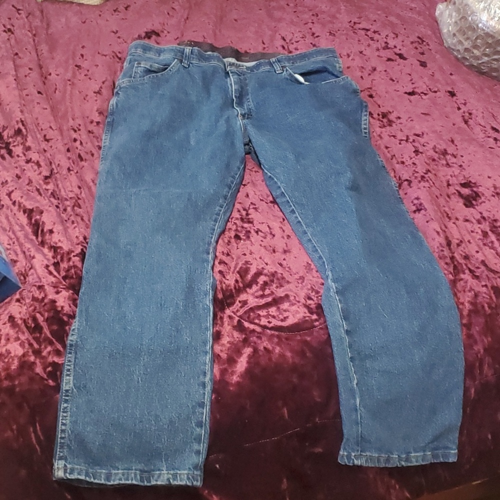 Mens wrangler jeans NWO TAGS SIZE 38W 29L